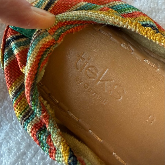 Tieks Women's “Sunset Stripe” ballet flat - Picture 4 of 6